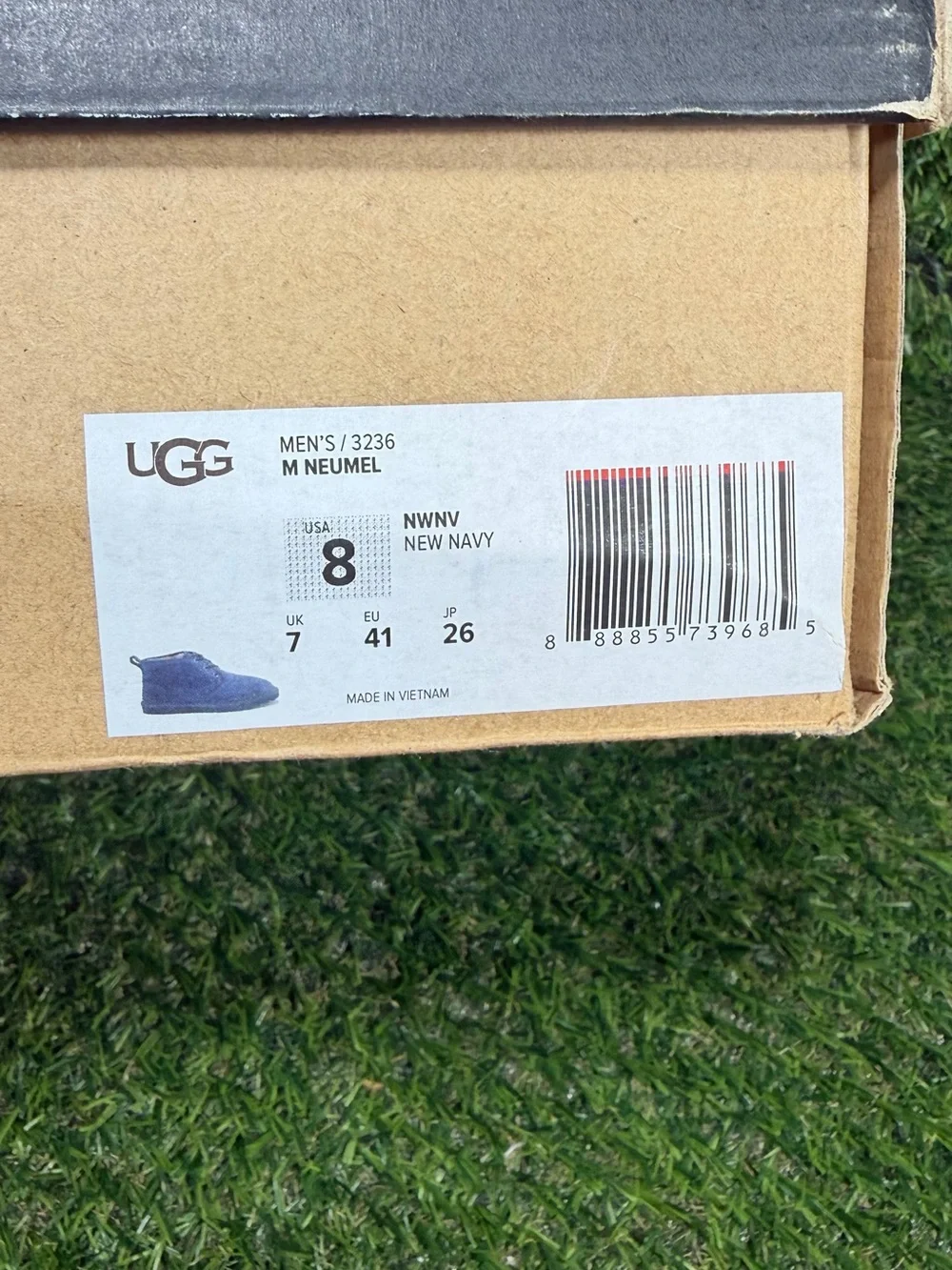 UGG Neumel Men’s Boots Size 8 Navy Blue Suede Lace Up Chukka 3236 with Box